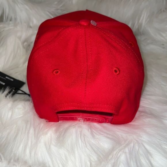 New True Religion Men's Hat - Picture 2 of 7